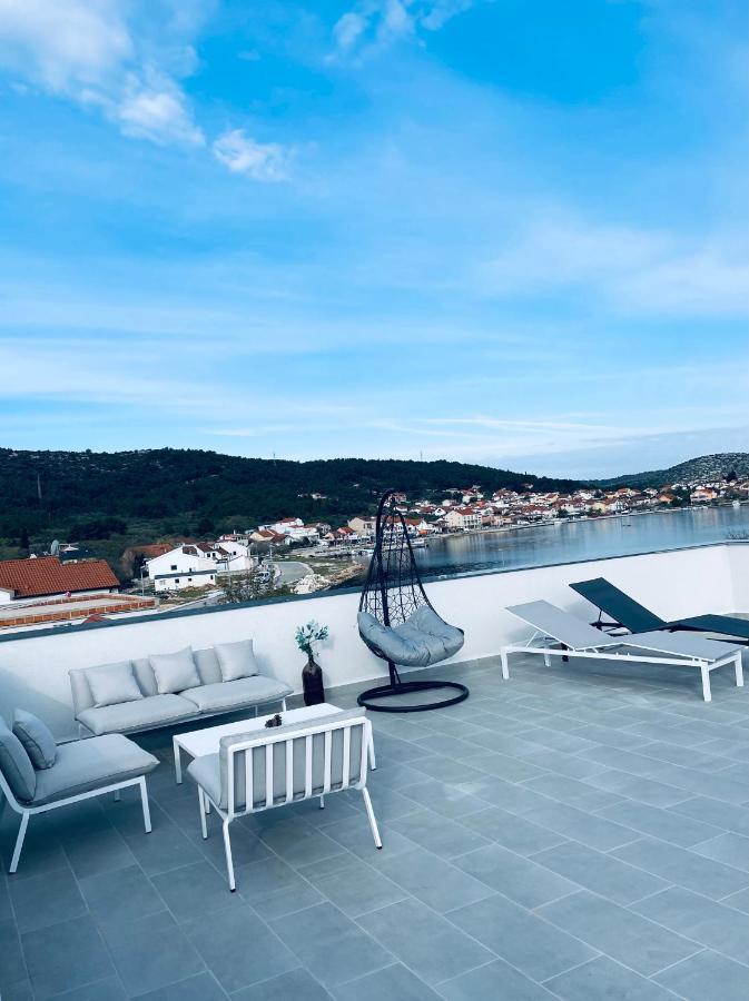 Modern Apartments Day Šibenik Esterno foto