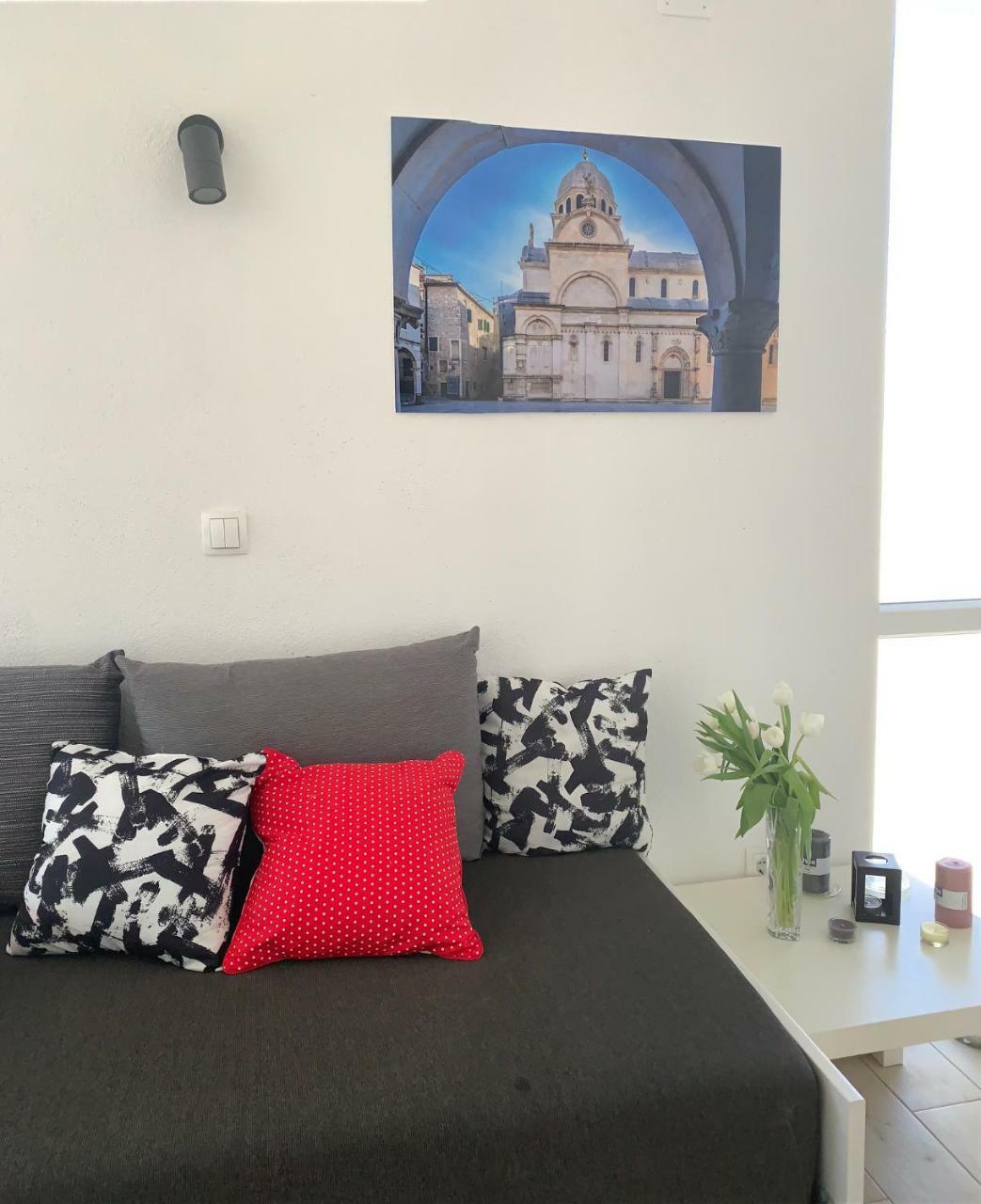 Modern Apartments Day Šibenik Esterno foto